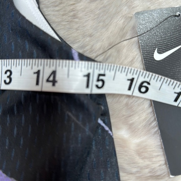 Nike | Nike Tennis Tank Top with Built in Bra - Picture 6 of 9